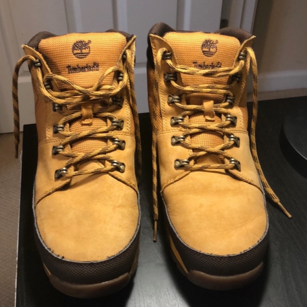 MENS TIMBERLAND BOOTS, GREAT CONDITION
